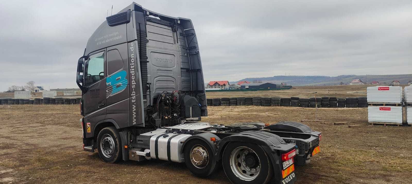 Cap Tractor VOLVO FH 460 2016