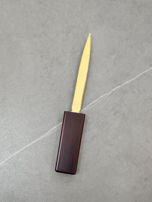 Набор офисных аксессуаров из дерева 8PCS (премиум-класс)