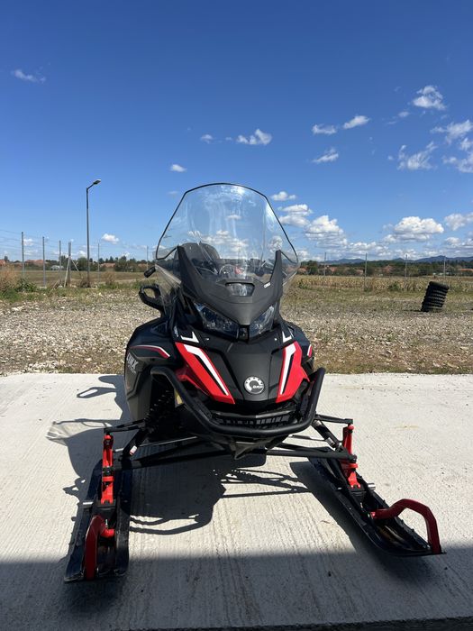 Snowmobil Lynx Xtrim 600 Ace