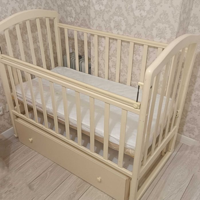 Детская кроватки