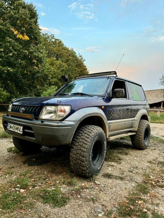 Toyota Land Cruiser J90