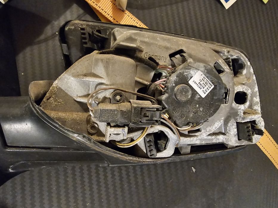 Огледала bmw E60 E61 подгрев,подсветка и прибиране