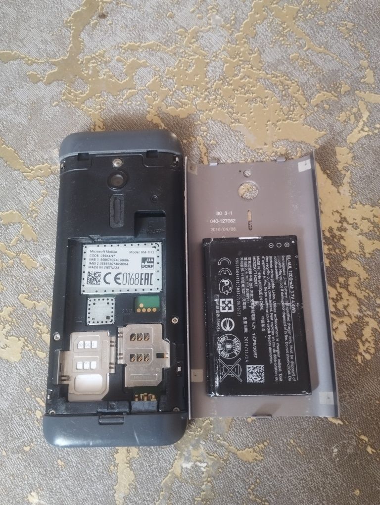 Nokia 230 Nokia 230