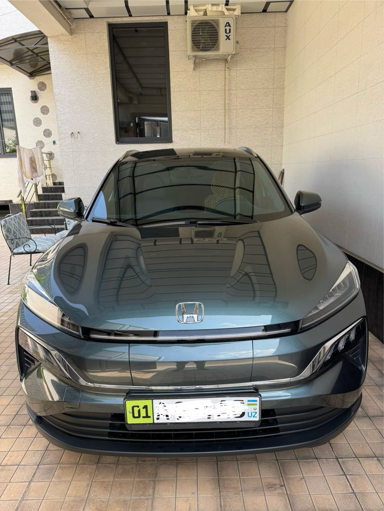 Honda MNV, elektrocar