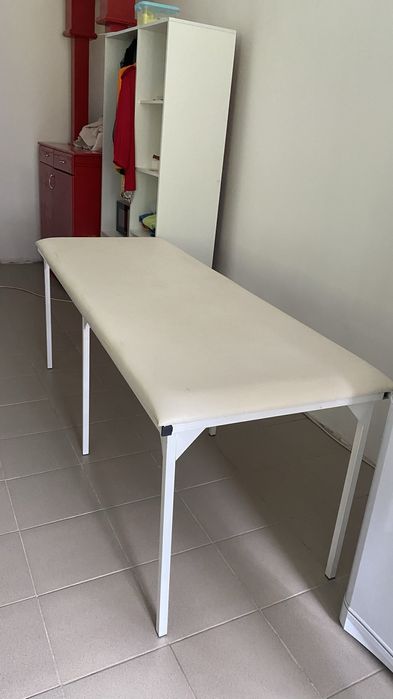 Продам медицинскую кушетку