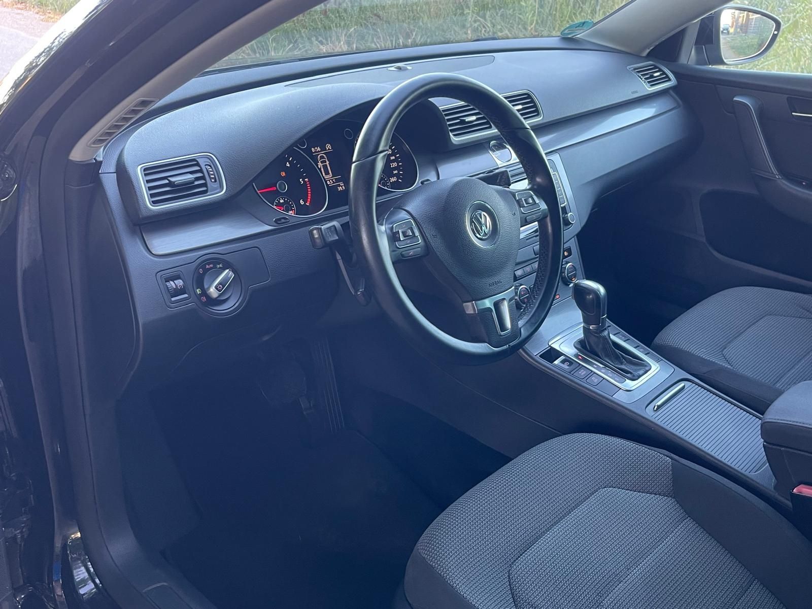 VW Passat /2 L 140 cp /Xenon /Alu/Clima /Dsg/Camera