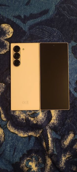Vând Samsung z fold 6