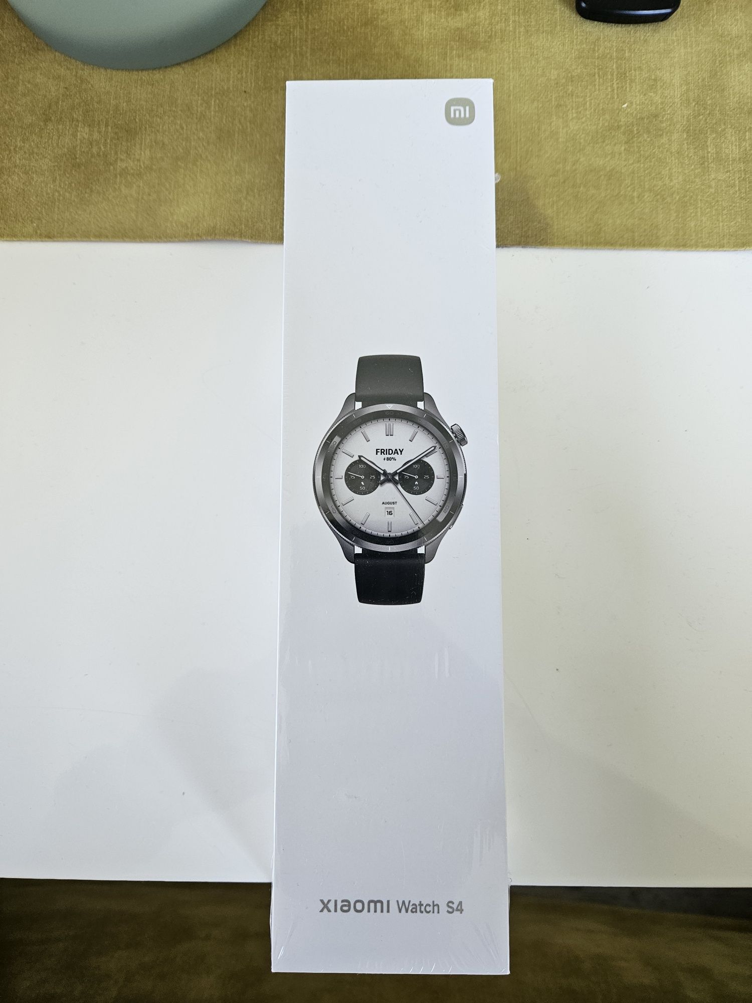 Xiaomi Watch S4.