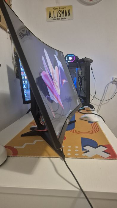 Monitor curbat AOC 27" 244hz