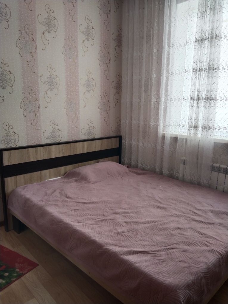 Продам шкаф с кроватью (двуспальная)в отличном состоянии