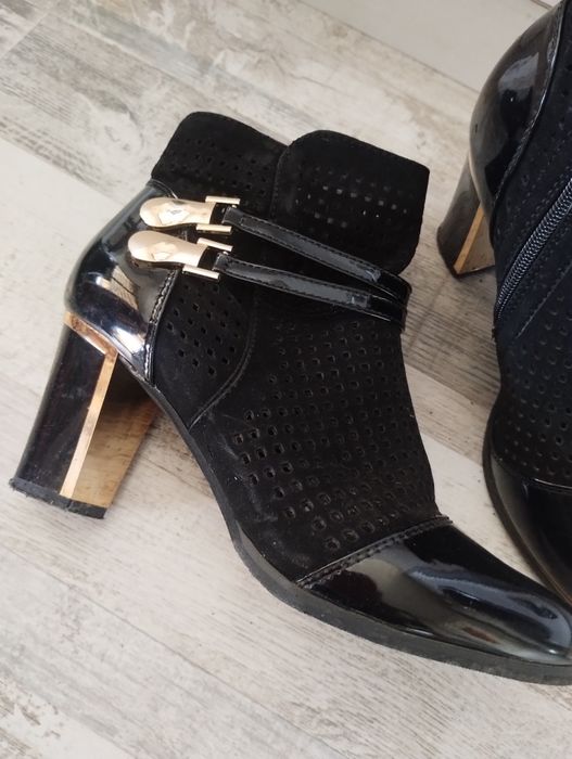 Дамски боти,38и39номер