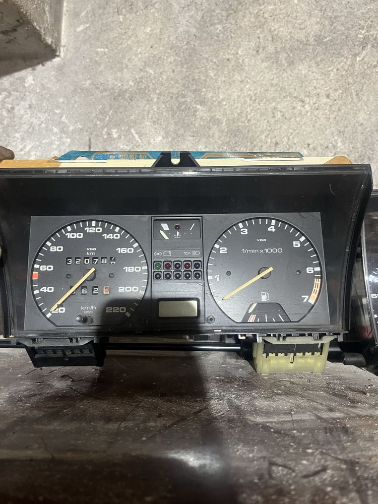 Километраж Vw golf 2 с мфа за части 4 броя