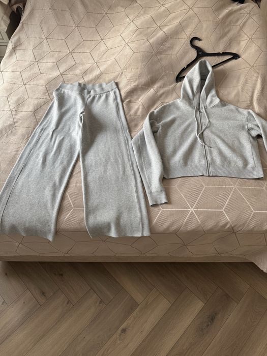 Продам костюм OYSHO, размер M (подойдёт на S)