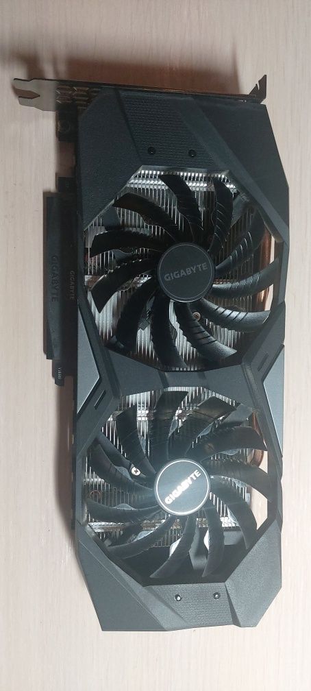 Продам видеокарту GIGABYTE GeForse GTX 1660 TI