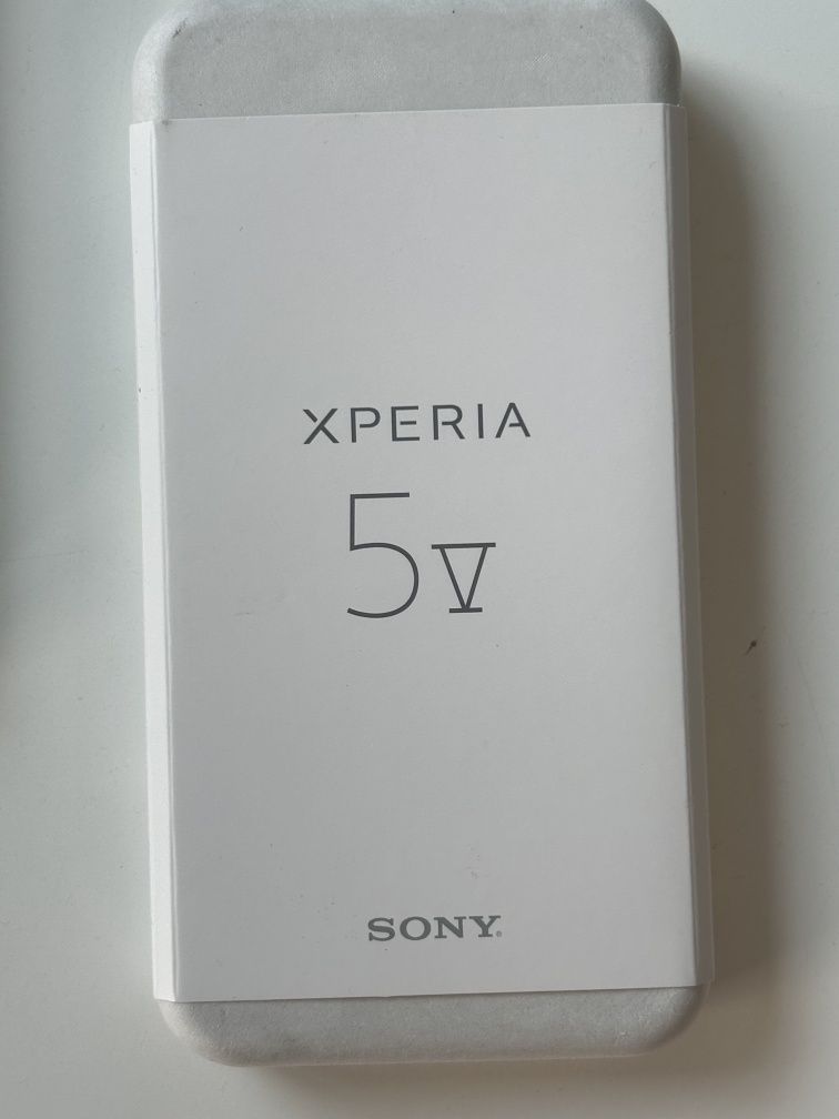 Sony Xperia 5 v - 1 год. гаранция - изряден