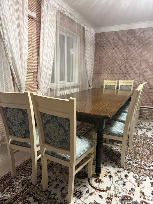 Стол и 8 стулья 3 м