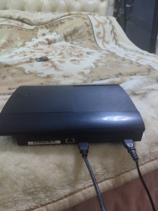 Assalomualekum ps3 super slim 500 gb  sotuda