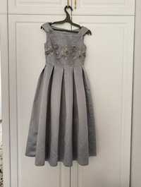 Продам красивое платье из дорогого материала