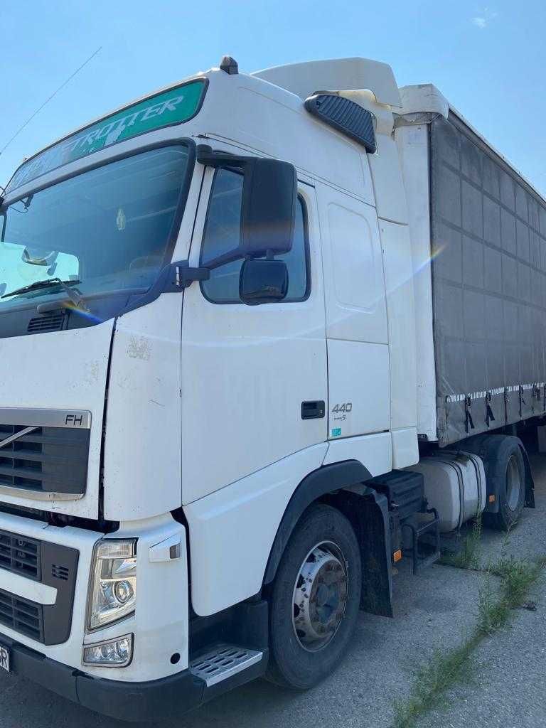 Vand cap tractor Volvo FH12-440-an fabricatie 2009-standard