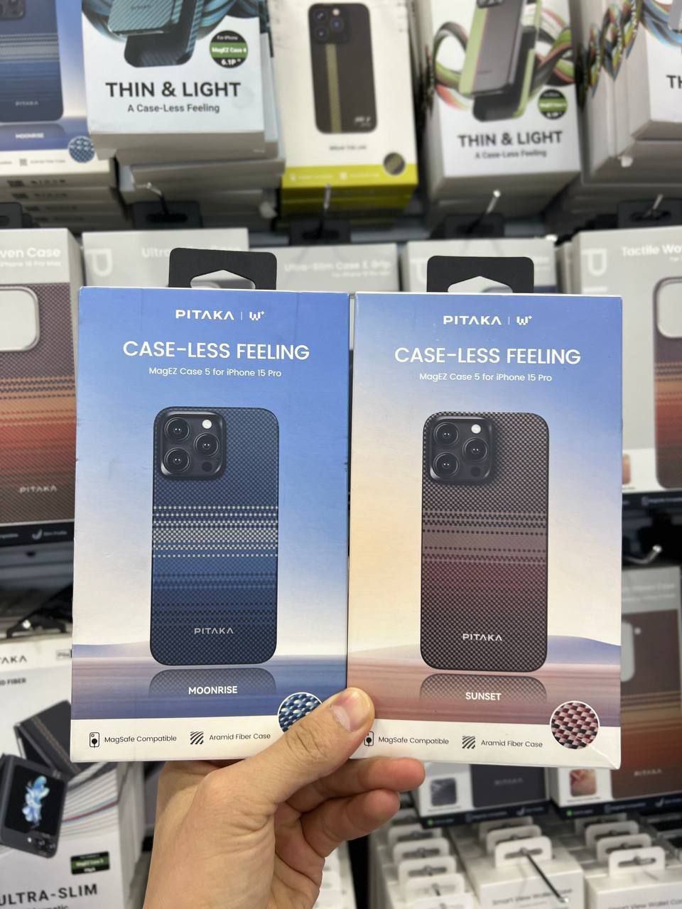 Pitaka MagEz iPhone 15 Original Carbon Fiber (Оптом и в Розницу)