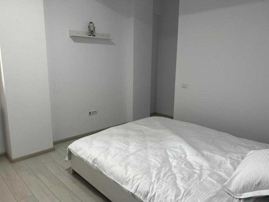 Sunny Yellow Apartment – Penthouse modern cu aer conditionat