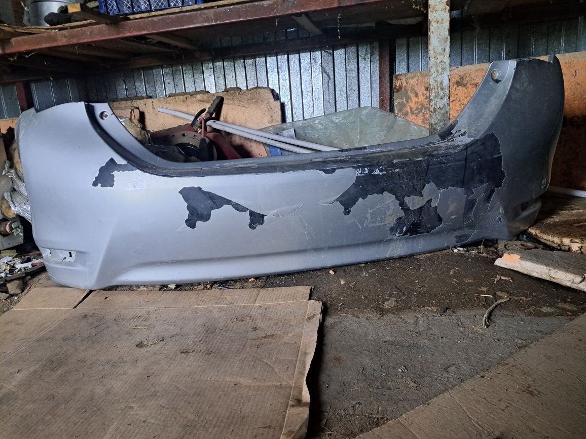 Задний бампер на Toyota corolla