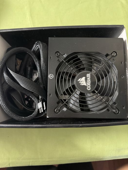 Sursa Corsair CX550M CV550