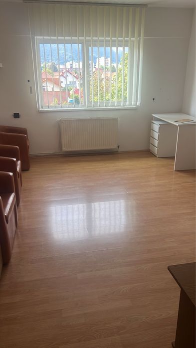 Brasov Garii Strada Codrul Cosminului 3 decomandate 120000 euro