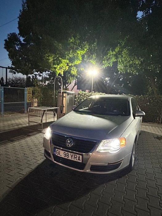 Vând Volkswagen Passat B6, an 2007, 1.9 TDI 105cp,