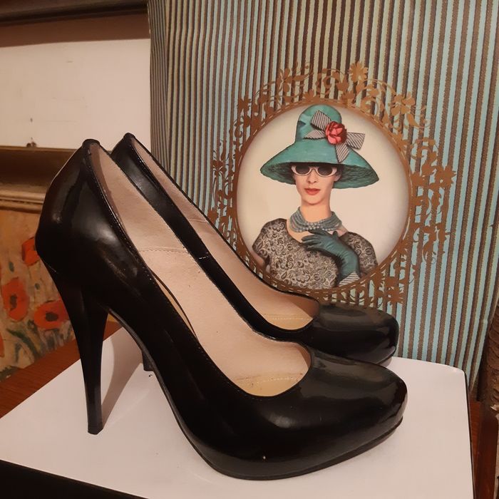 Pantofi cu toc  din piele naturală