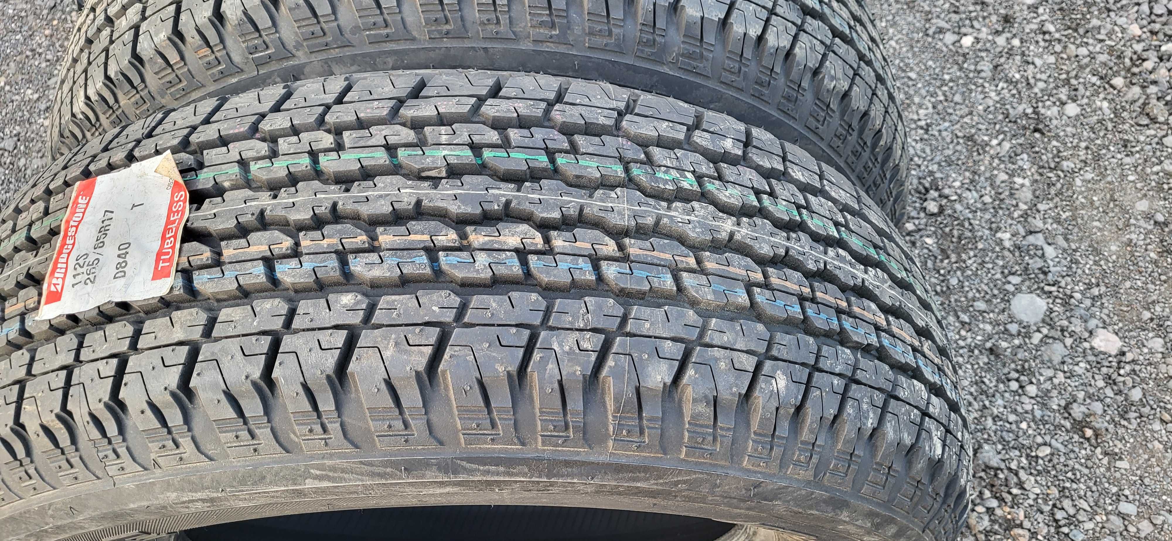 BRIDGESTONE 265/65 R17 (Япония) (4 шины)