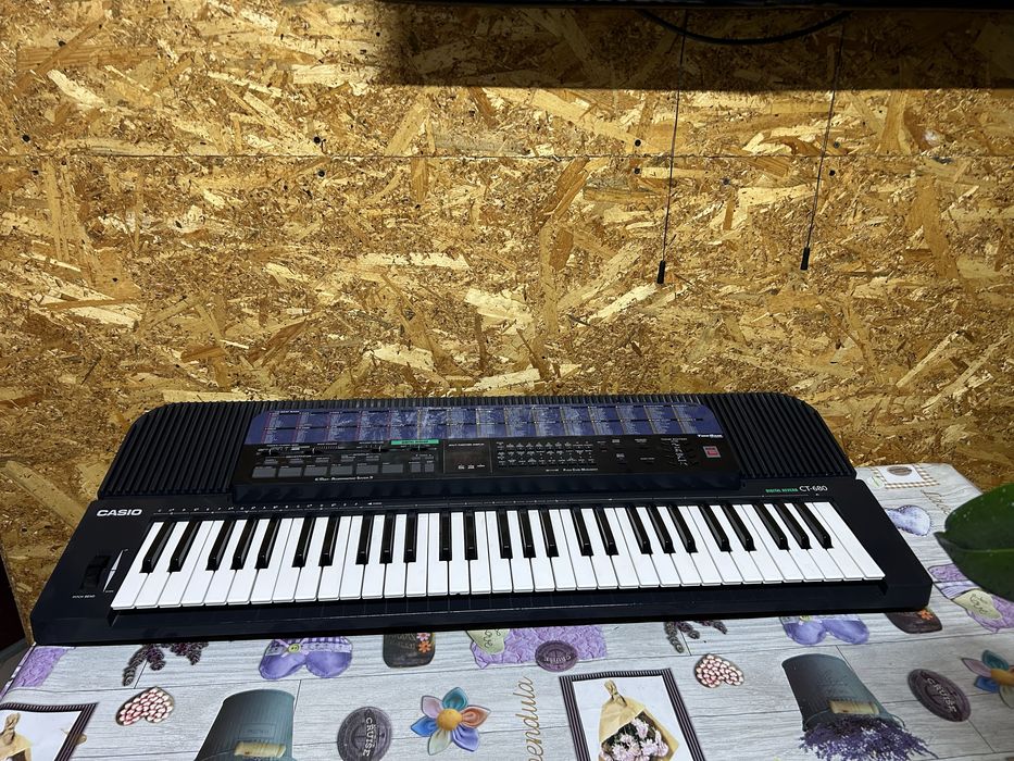 Orga electonica Casio Digital Reverb CT-680