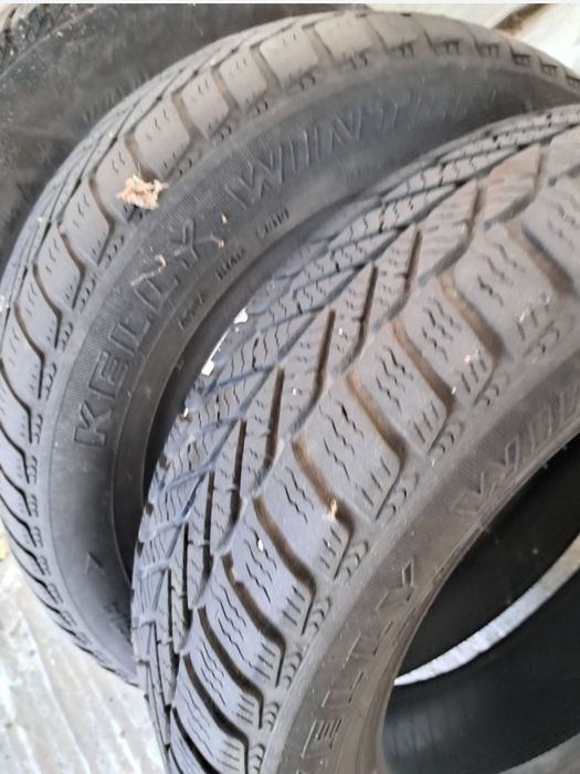 Vând cauciucuri iarna cu jante 175×65×R14
