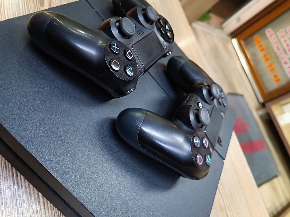 Sony Playstation 4 Fat / 1 TB