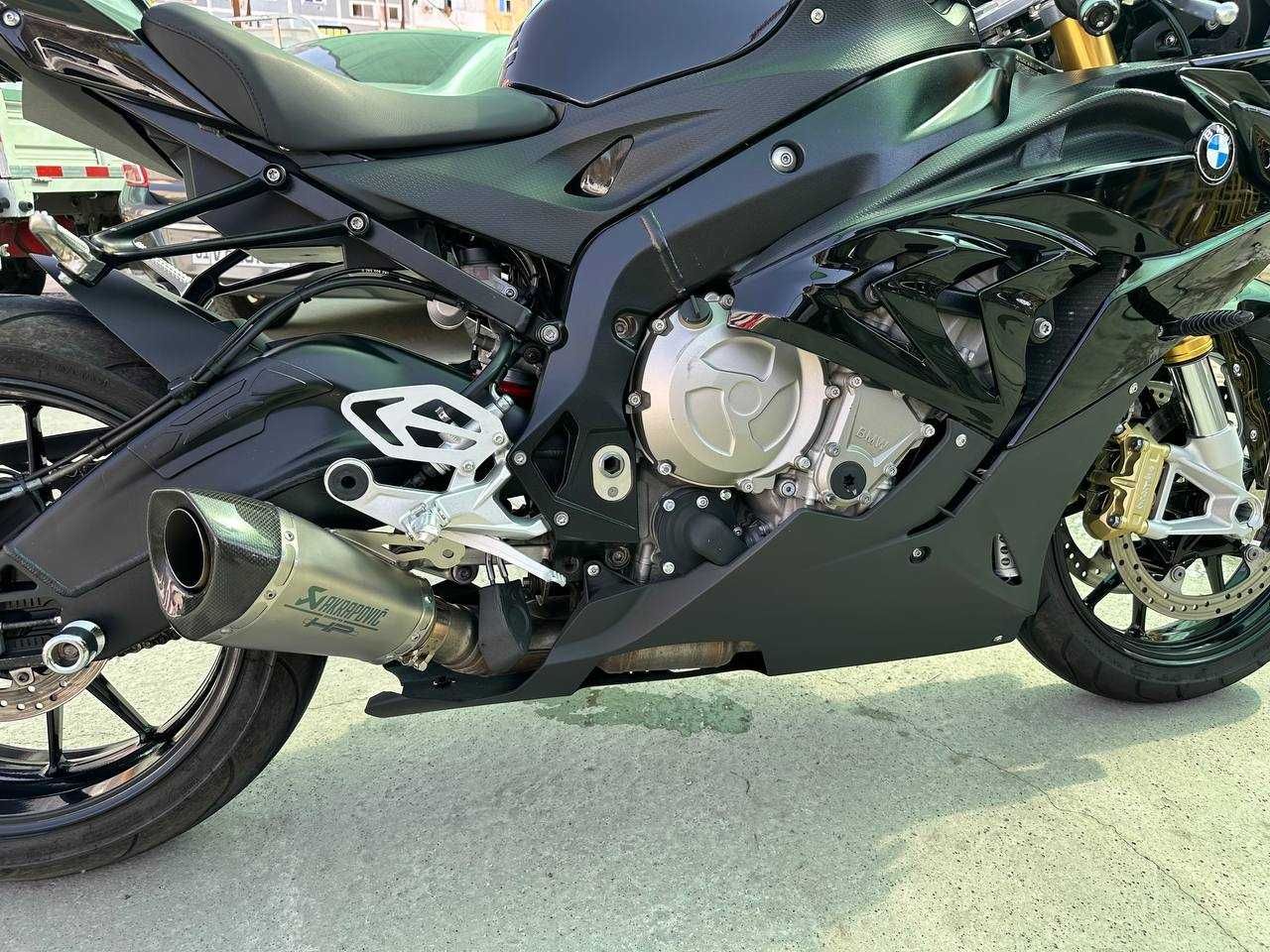 Продается BMW S1000RR в идеальном состоянии