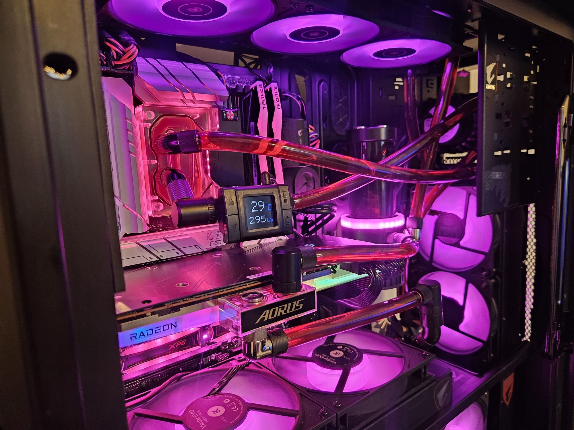 Gigabyte Amd Radeon Rx 6900XT 16Gb