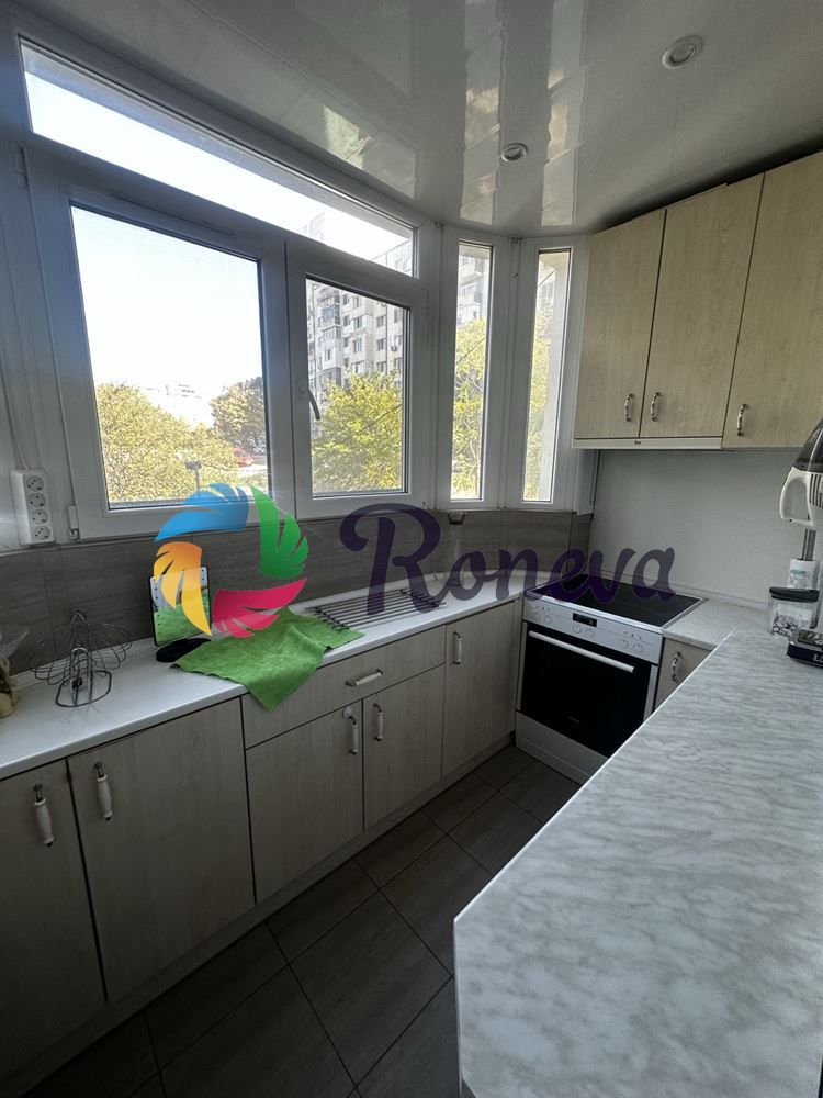 Продава се Тристаен апартамент в Варна, Младост 1 - 67 кв.м за 1933 €/кв.м - Снимка #6