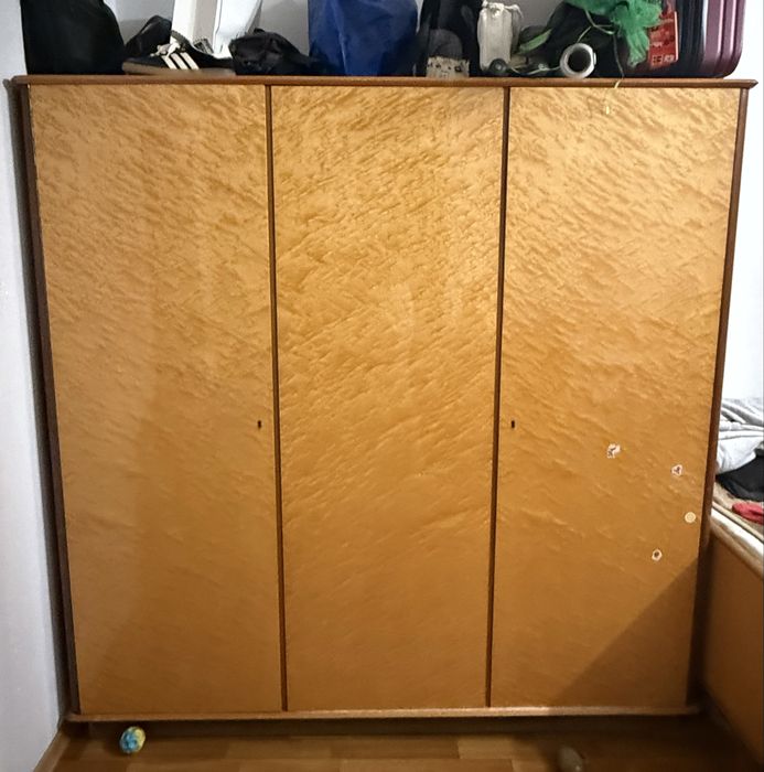 Платяной шкаф бесплатно