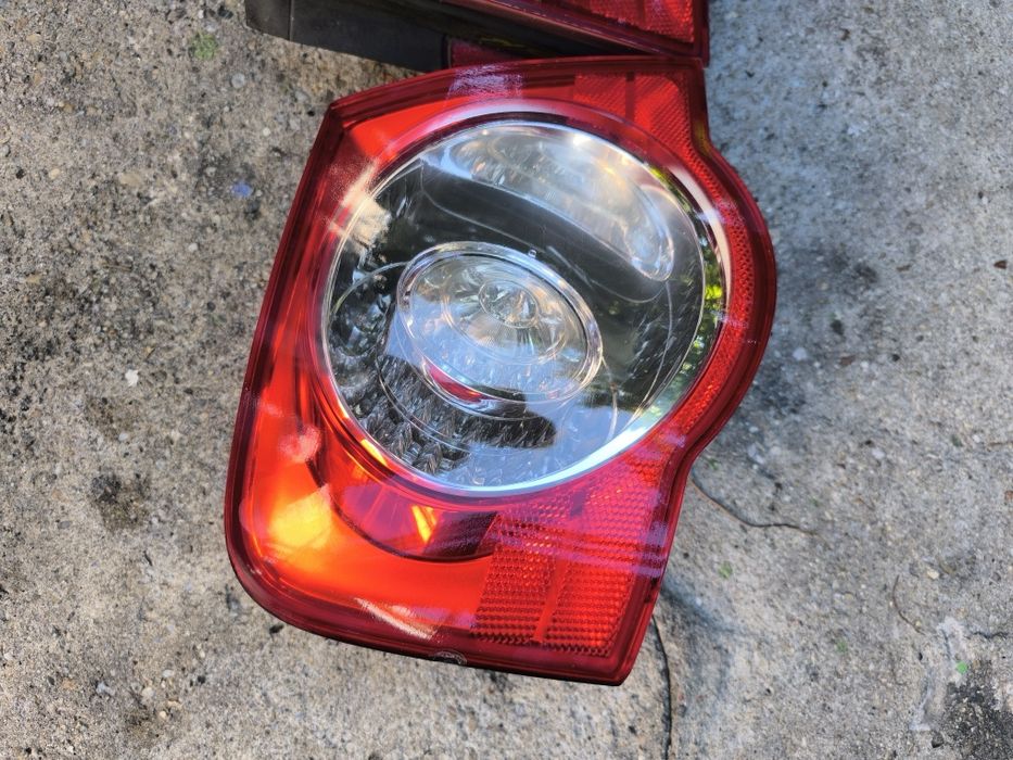 Stop / stopuri / triple Vw Passat B6 sedan