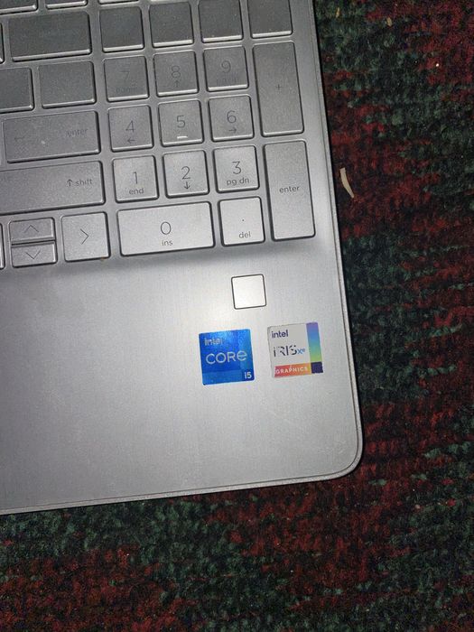 Noutbuk hp i5 256SSD