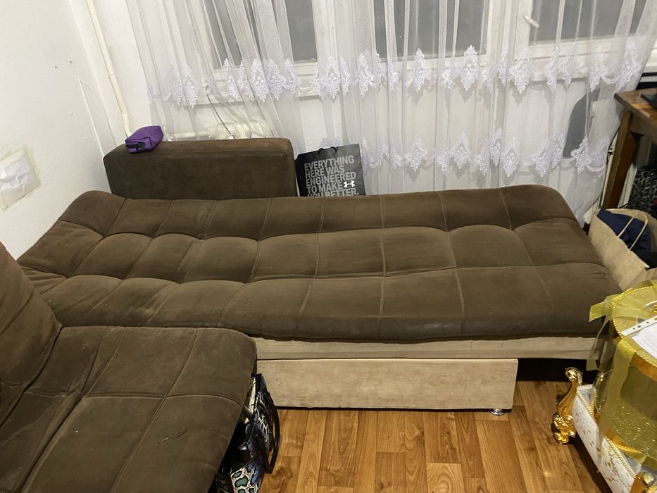 Диван срочно продается