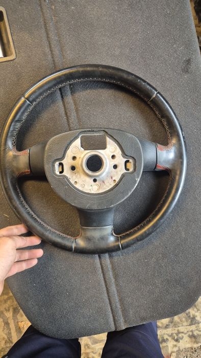 Оригинален Волан за Голф 5 GT