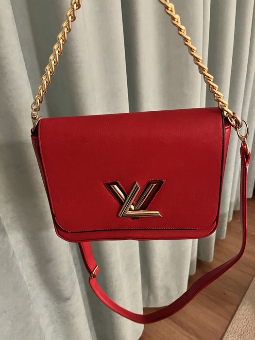 Чанта Louis Vuitton в червено