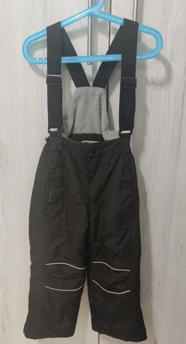 Salopeta de iarna pentru băiețel. Marimea 98.