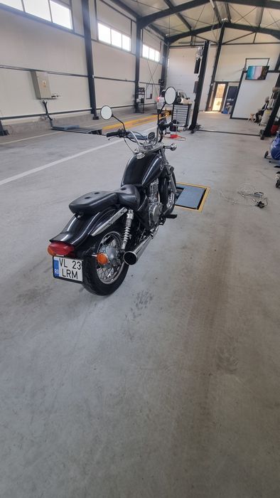 Suzuki Marauder Gz 250
