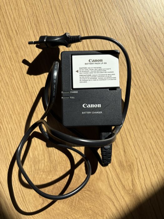 Canon  DSLR 600D