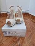 Pantofi cu toc dama