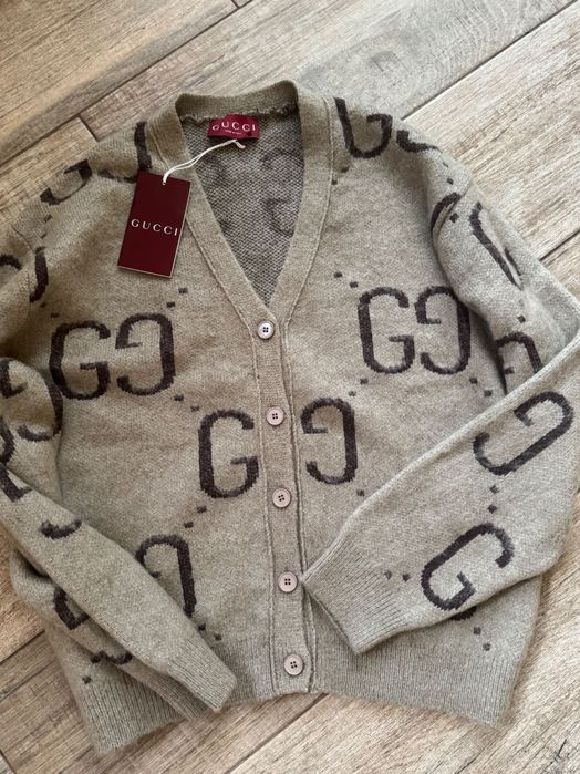 Дамска жилетка нова