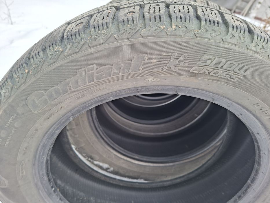 Продам зимние шины