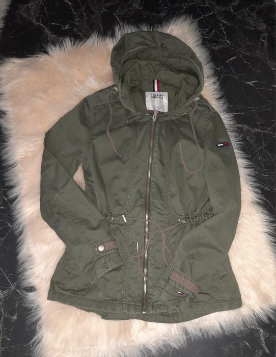 Geaca Tommy jeans mărimea 36